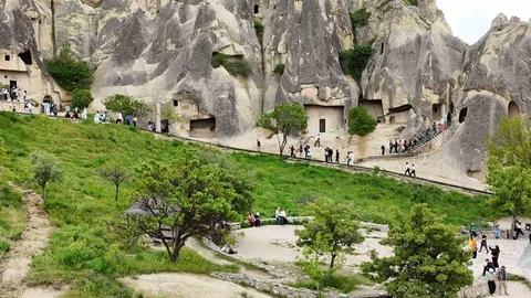 Kapadokya'da Renk Değişimi Yaşandı