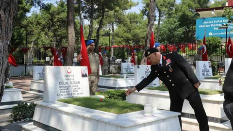 Antalya'da Şehitler İçin Dualar Edildi