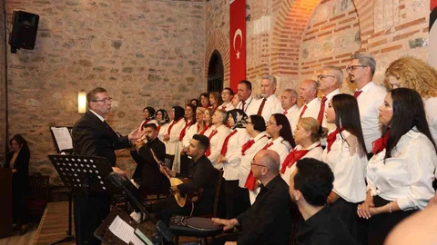 Osmangazi'de Unutulmaz Türkü Gecesi