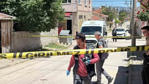 Eskişehir'de Trafik Kazası Sonucu Kadın Hayatını Kaybetti