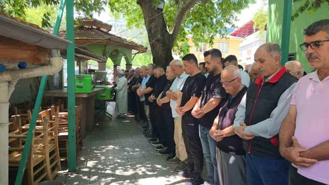 Adana'da Cenaze Töreni Yapıldı