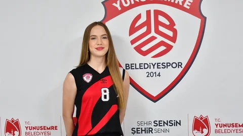 Yunusemre’de Voleybolcu Rengin Nuhoğlu Kaldı
