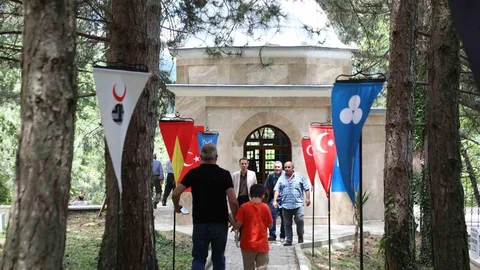 İnegöl'de Turgut Alp Anması Yapıldı
