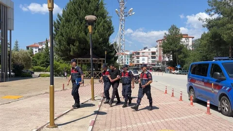 Burdur'da Uyuşturucu Partisi Kapatıldı