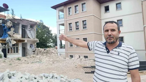 Kahramanmaraş'ta Yıkılması Beklenen Binalar Endişe Yaratıyor