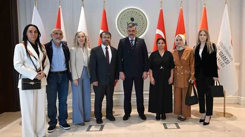 Sokak Köpekleri İçin Barınak Projesi