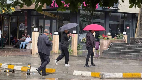 Iğdır'da Sağanak Yağış Etkili Oldu