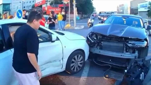 Ümraniye'de Kaza Anı Kamerada