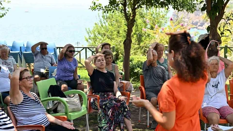 Muratpaşa'da Parkinson Hastalarına Destek