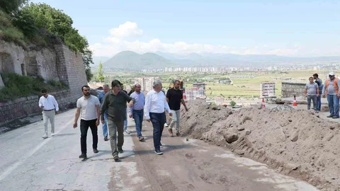 Mimarsinan Mahallesi'nde İstinat Duvarı Çökmesi İncelendi