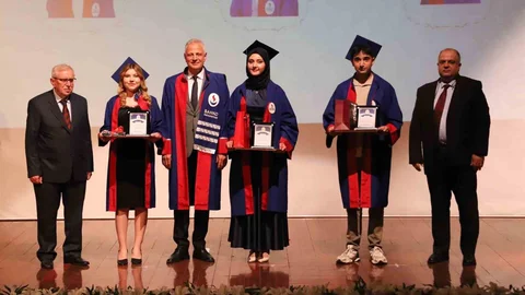 SANKO Üniversitesi’nde mezuniyet heyecanı