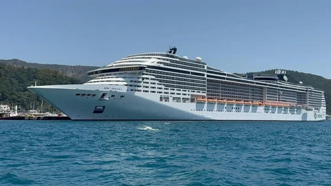 Marmaris'e Dev Yolcu Gemisi Geldi