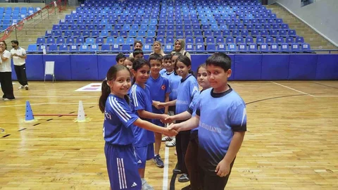 Aydın'da Geleneksel Oyunlar Şenliği Yapıldı