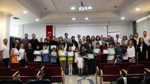 Yalova'da Dil Ödülleri Töreni Gerçekleşti
