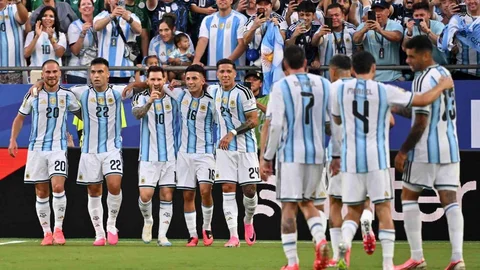 Messi’nin Tarihe Geçtiği Maçta Arjantin Galip Geldi