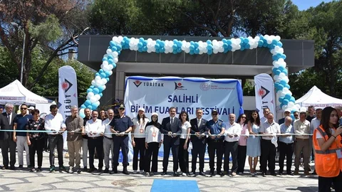 Salihli Bilim Fuarları Festivali Başladı