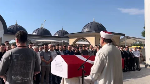 Bursa'da Kalp Krizi Geçiren Savcı Uğurlandı