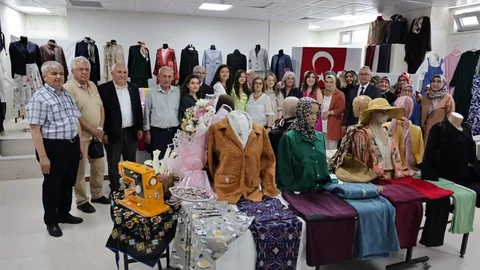 Kütahya'da El Emeği Sergisi Açıldı