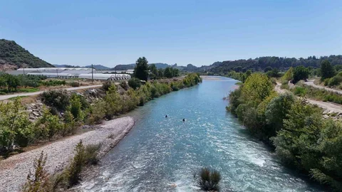 Antalya'da Kayıp Genç İçin Arama Çalışmaları Devam Ediyor
