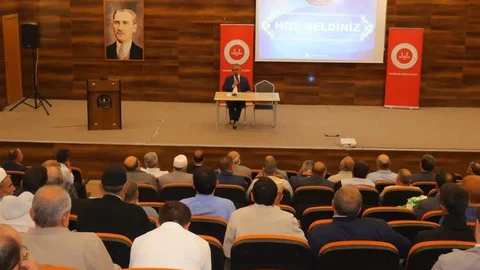Bayburt'ta Kur'an Kursları Semineri Düzenlendi