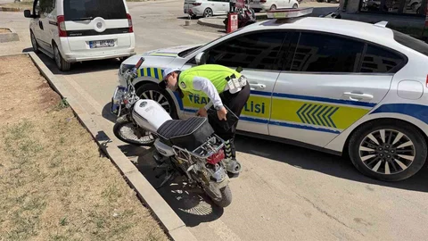 Adıyaman'da Ehliyetsiz Motosiklet Sürücüsüne Cezalar Yağdı