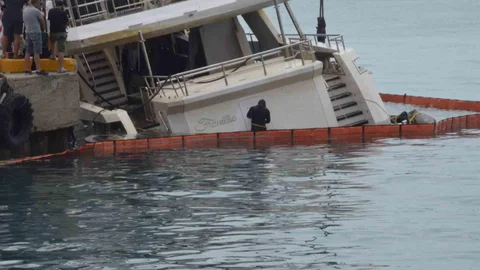 Sinop'ta Lüks Yatta Kurtarma Çalışmaları
