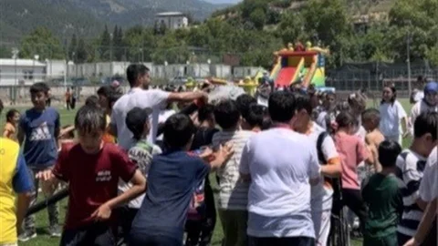 Osmaniye'de Çocuklara Su Sürprizi