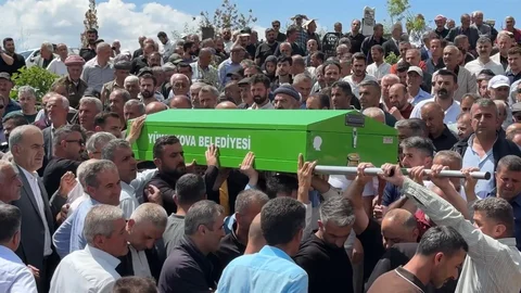 Yüksekova'da Feci Kaza Sonrası Cenazeler Toprağa Verildi