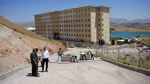 Kahta MYO Yolu Yenilendi