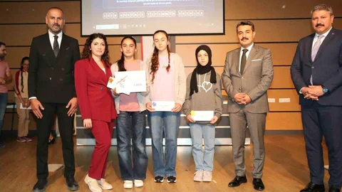 Sivas'ta Öğrenciler Yarıştı