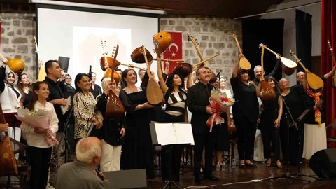 Emekli Astsubaylardan Türkü Şöleni Edirne'de