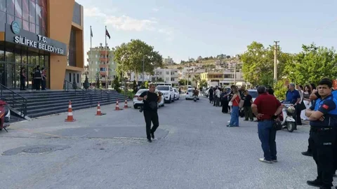 Mersin Silifke Belediyesi'ne Gözaltı Operasyonu