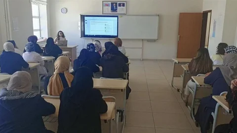 Bayburt'ta İletişim Becerileri Eğitimi Verildi