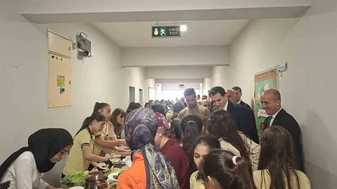 Hisarcık'ta Yıl Sonu Hayır Çarşısı