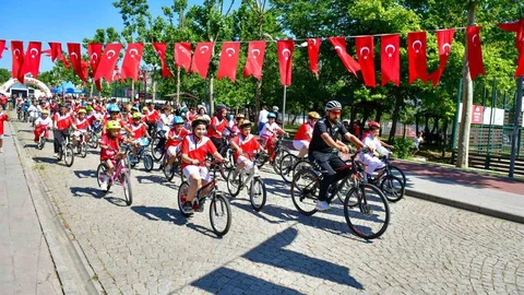 Esenyurt’ta Yaz Bisiklet Şenliği Başladı