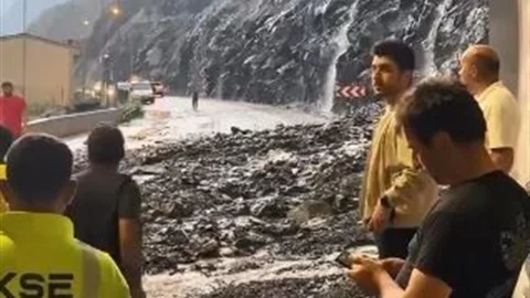 Artvin'de Heyelan Tehlikesi Yaşandı