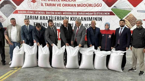 Düzce'de Çiftçilere Tohum Desteği