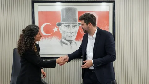 Tarsus'ta Atık İlaç ve Yağların Geri Dönüşümü Başladı