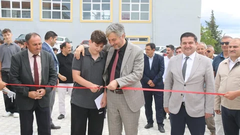Emet'te Yılsonu Sergisi Düzenlendi