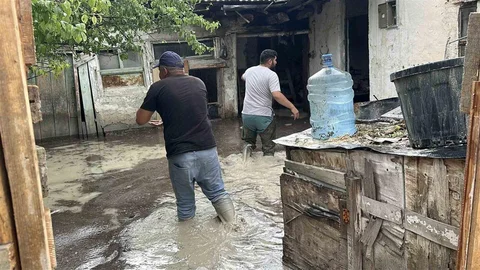 Burdur'da Sağanak Yağış Sonrası Su Baskınları