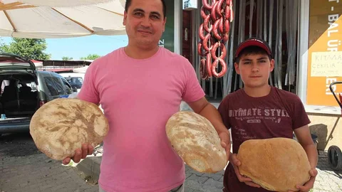 Burhaniye'de Köy Ekmeği Popülerleşti