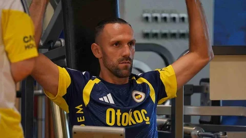 Vedat Muriqi Çalışmalara Erken Başladı
