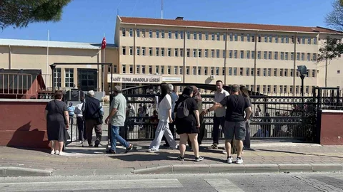 Çanakkale'de YKS Heyecanı Yaşandı