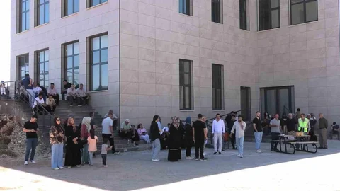 Besni'de YKS Coşkusu Yaşandı