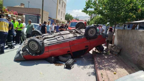 Niğde'de Ters Dönen Araç Kazası