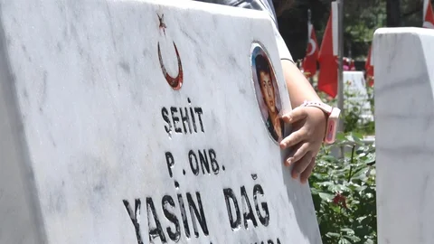 Şehit Babaları Bu Babalar Günü'nde Hüzünlü Anlar Yaşadı