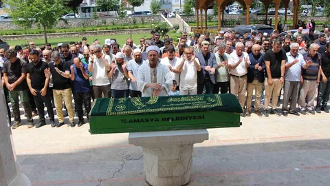 Orhan Öğretmen Doğum Gününde Hayatını Kaybetti