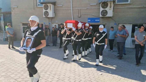 Kütahya'da Hayatını Kaybeden Polis Memuru Uğurlandı
