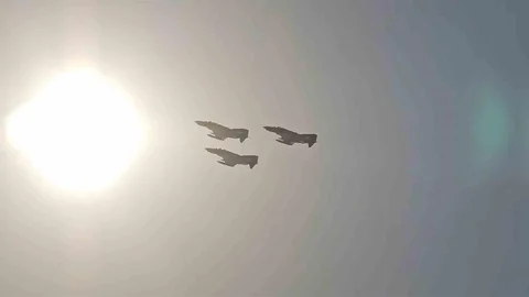 Zonguldak'ta Savaş Uçakları Gösteri Yaptı