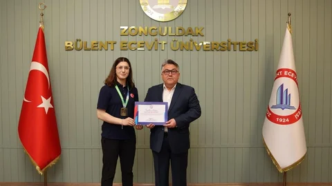 Zonguldak'ta Dünya Şampiyonu Sporcu Kabul Edildi